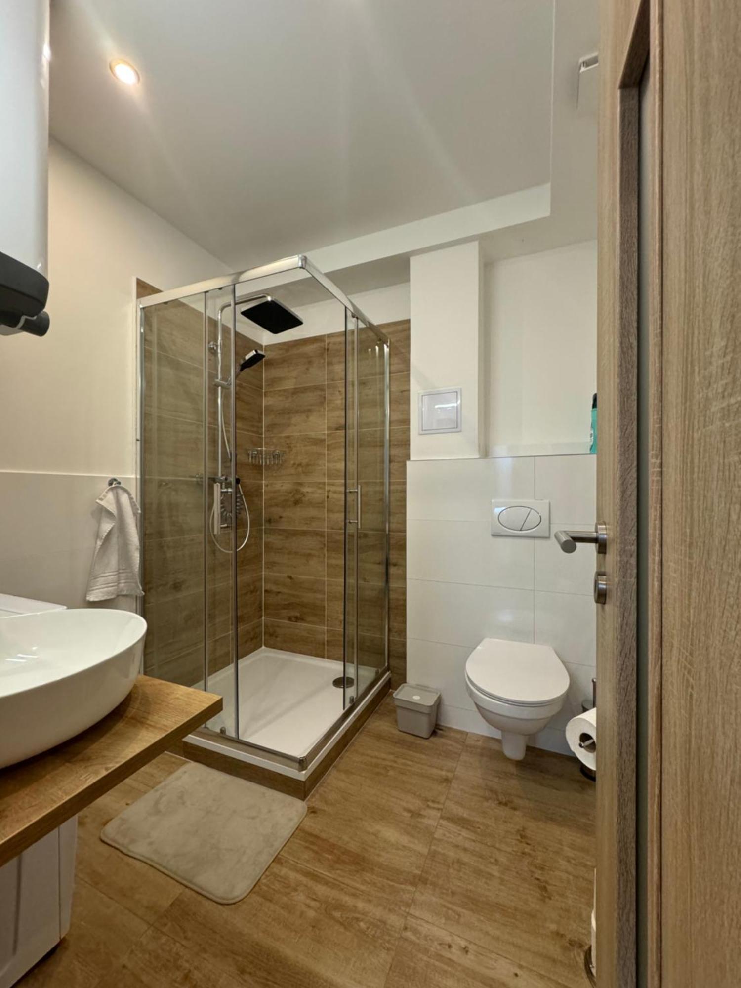 Rk Apartment เบอร์โน ภายนอก รูปภาพ